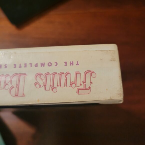 Fruits Basket the Complete Series 4 DVD Box Set FUNimation 2001 - Picture 8 of 9